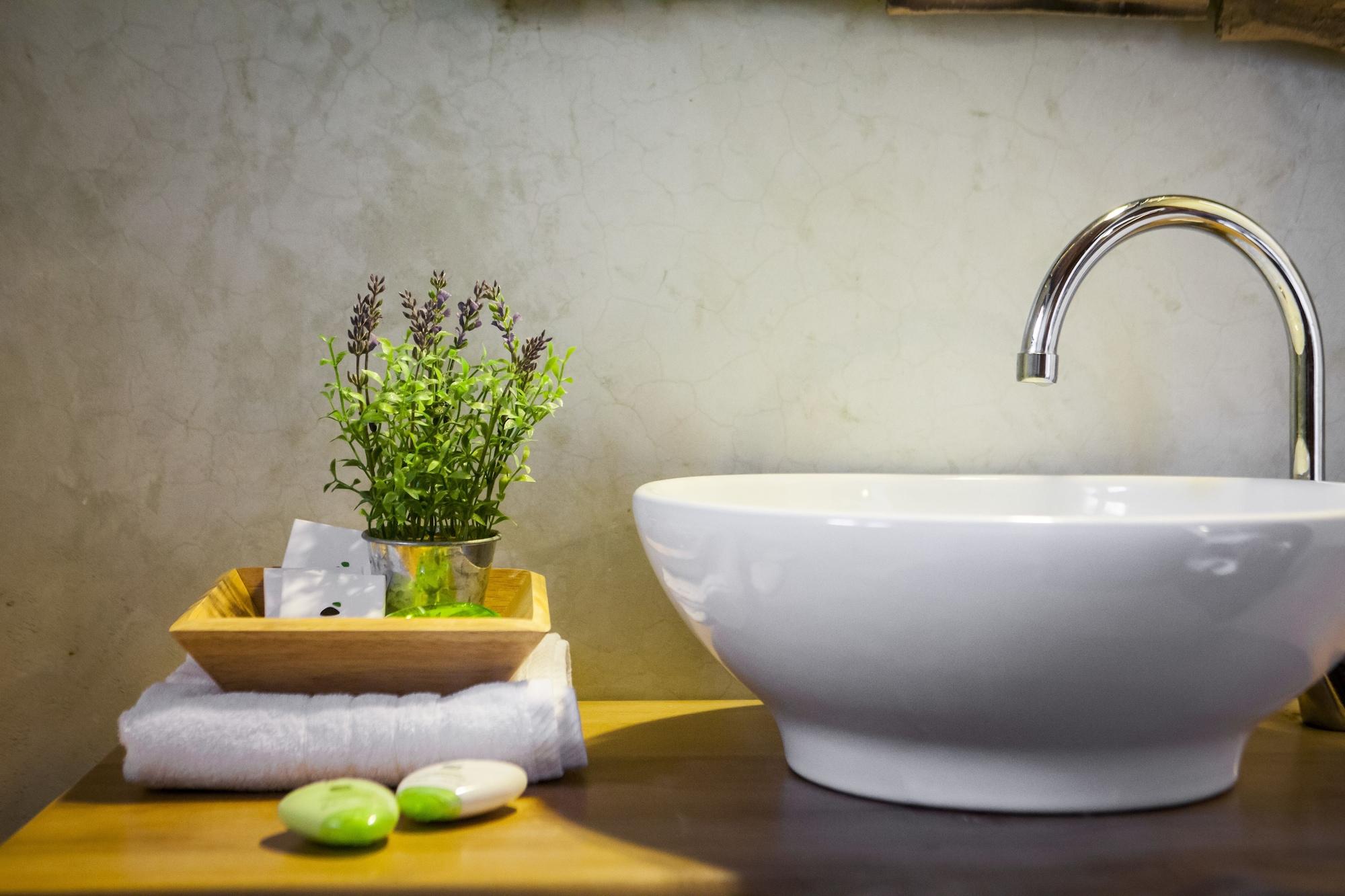 Dohos Boutique Hotel Larissa Bagian luar foto