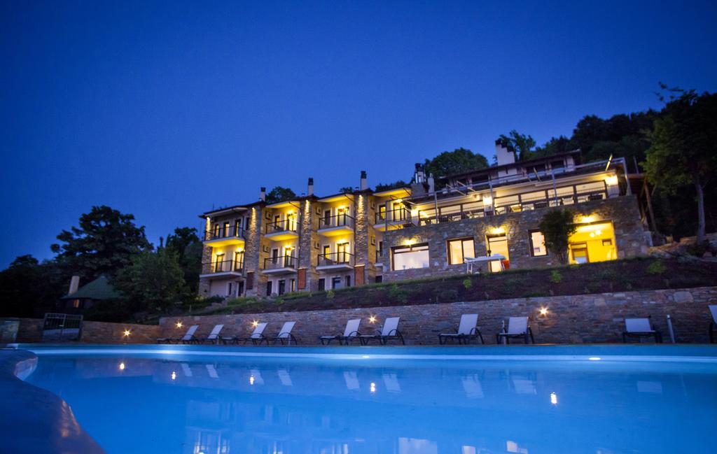 Dohos Boutique Hotel Larissa Bagian luar foto