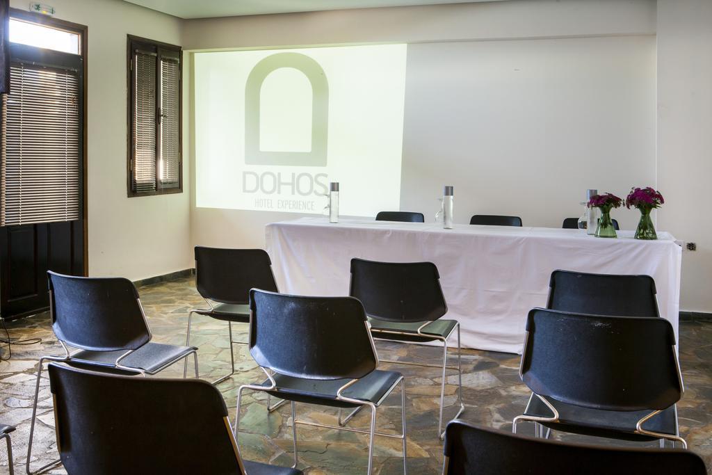 Dohos Boutique Hotel Larissa Bagian luar foto